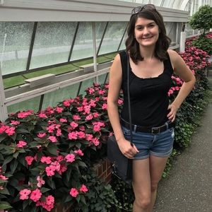 Meet your Posher, Carley